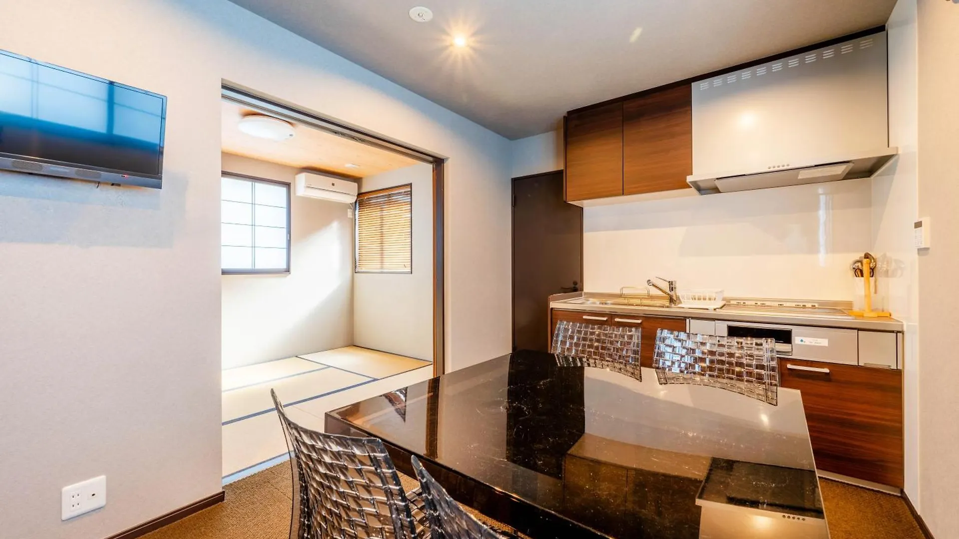 Maruya Izumisano Apartment